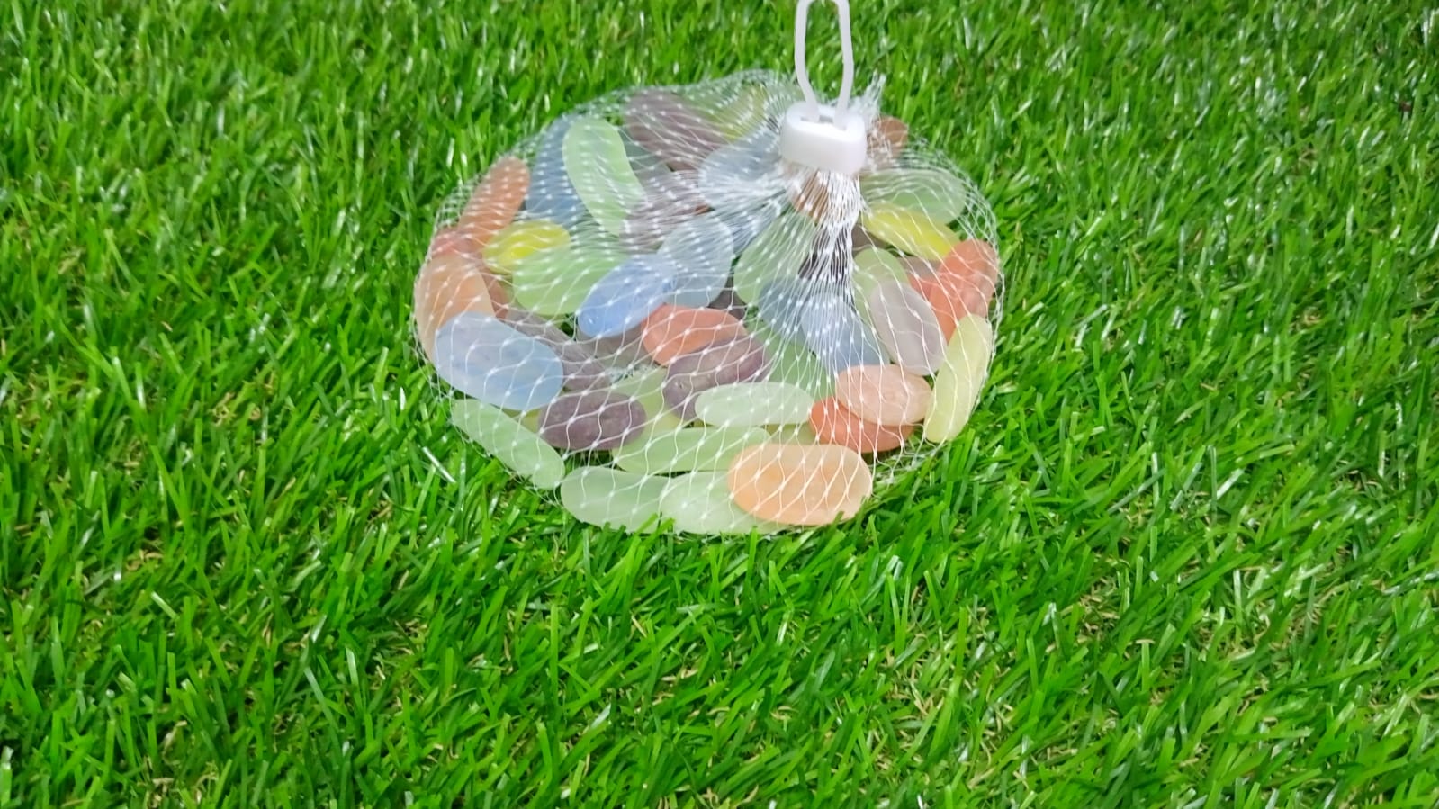 4015 Glass Gem Stone, Flat Round Marbles Pebbles for Vase Fillers, Attractive pebbles for Aquarium Fish Tank. DeoDap 4015 Glass Gem Stone, Flat Round Marbles Pebbles for Vase Fillers, Attractive pebbles for Aquarium Fish Tank. DeoDap